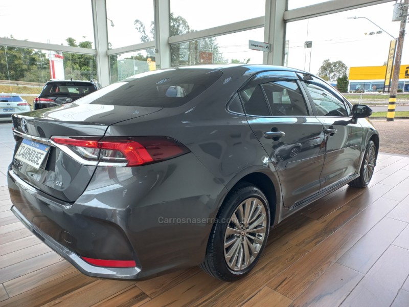 COROLLA 2.0 XEI 16V FLEX 4P AUTOMÁTICO - 2024 - TAQUARA