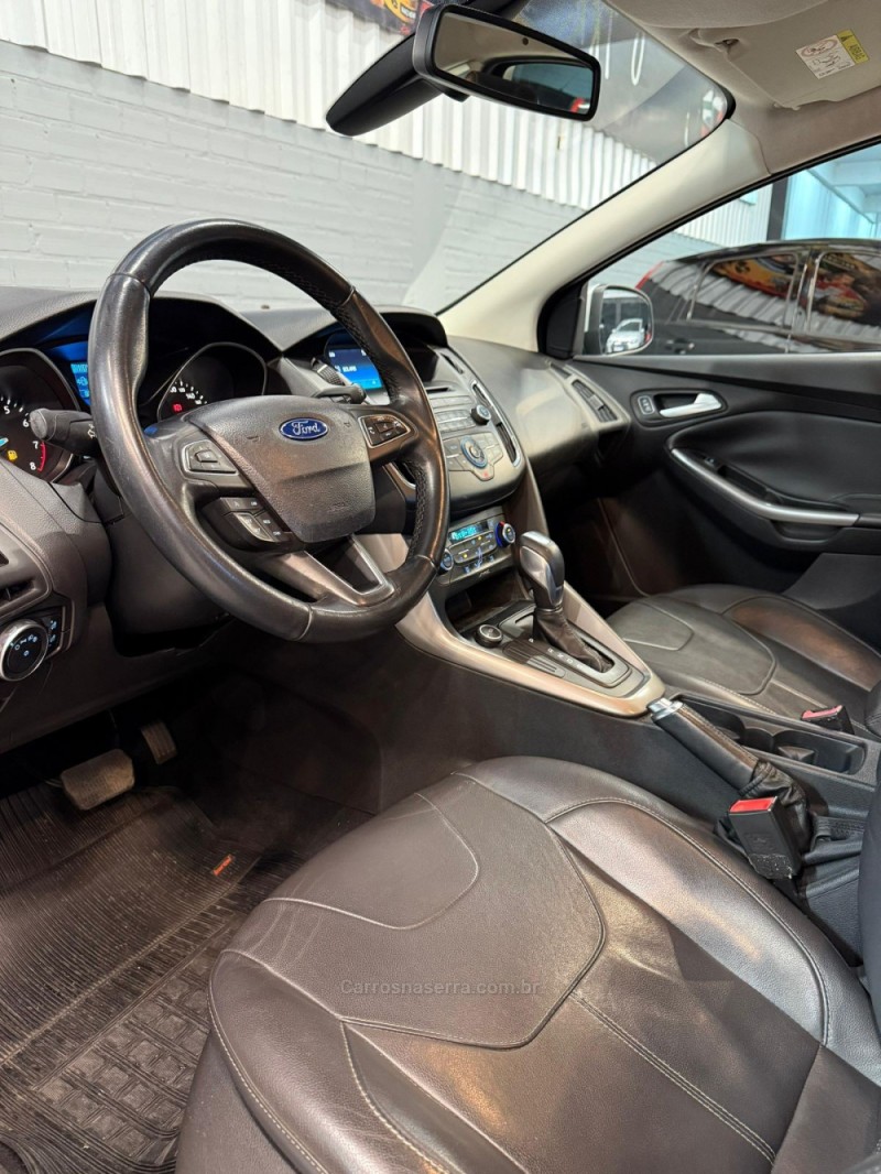 FOCUS 2.0 SE 16V FLEX 4P AUTOMÁTICO - 2016 - CAXIAS DO SUL