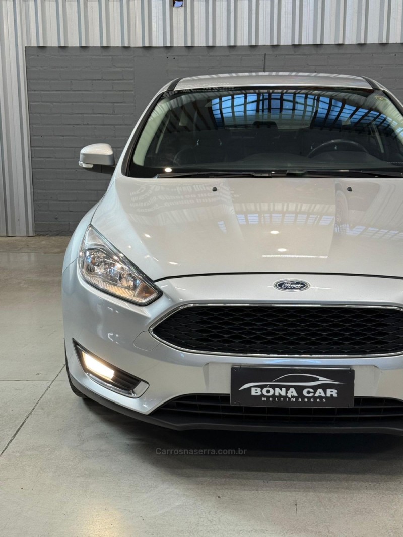 FOCUS 2.0 SE 16V FLEX 4P AUTOMÁTICO - 2016 - CAXIAS DO SUL