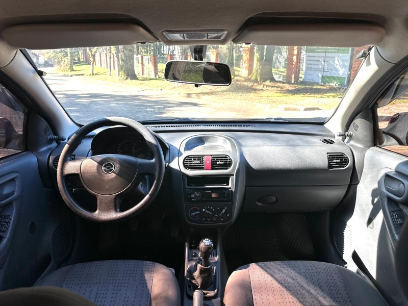 CORSA 1.4 MPFI MAXX 8V FLEX 4P MANUAL - 2011 - CAXIAS DO SUL