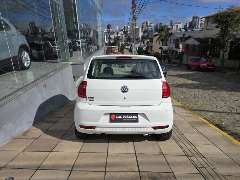 FOX 1.0 MI 8V FLEX 4P MANUAL - 2014 - BENTO GONçALVES