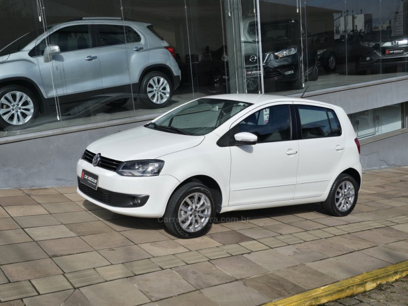 FOX 1.0 MI 8V FLEX 4P MANUAL - 2014 - BENTO GONçALVES