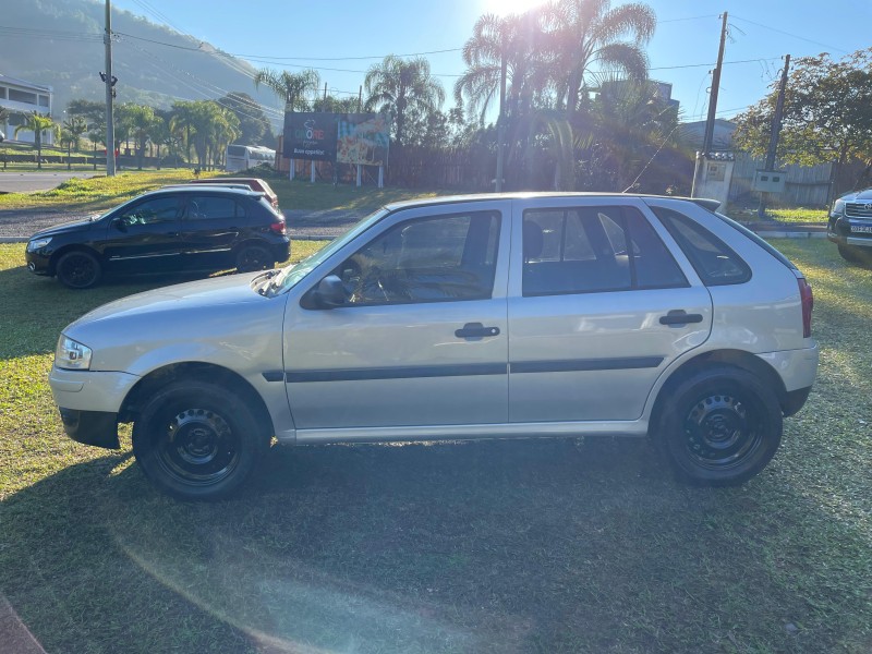 GOL 1.0 MI CITY 8V FLEX 4P MANUAL G.IV - 2008 - BOM PRINCíPIO
