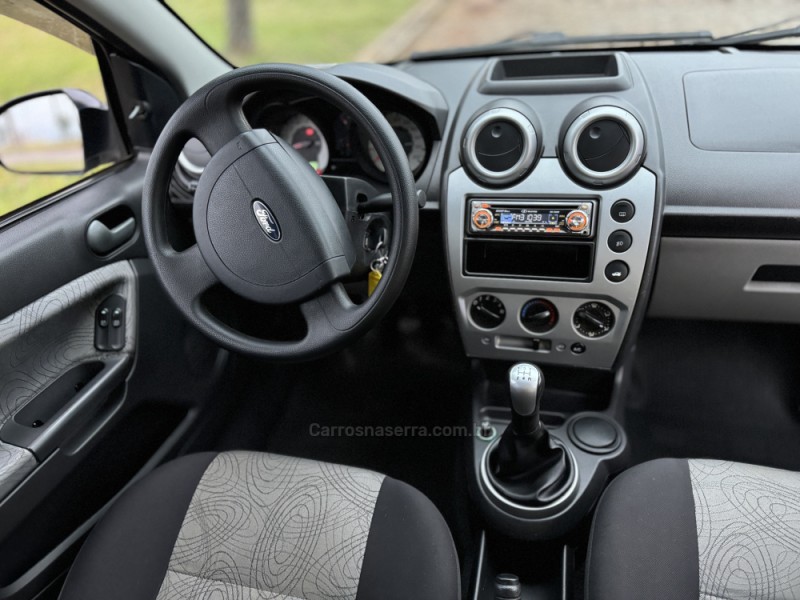 FIESTA 1.6 MPI SEDAN 8V FLEX 4P MANUAL - 2010 - CASCA