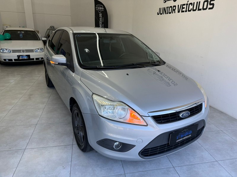 FOCUS 1.6 GLX 16V FLEX 4P MANUAL - 2011 - BENTO GONçALVES