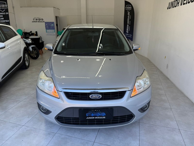 FOCUS 1.6 GLX 16V FLEX 4P MANUAL - 2011 - BENTO GONçALVES