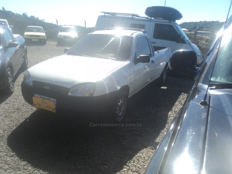 COURIER 1.6 L 8V FLEX MANUAL - 2010 - FARROUPILHA