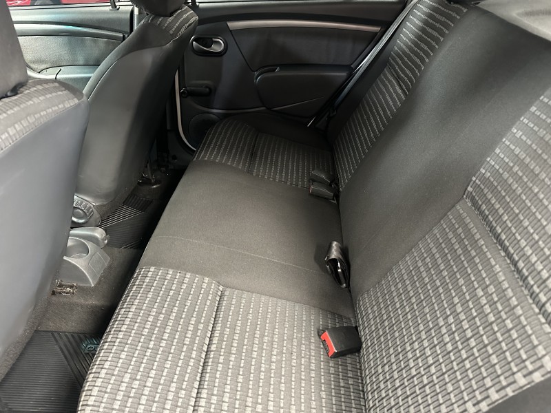 SANDERO 1.0 EXPRESSION 16V FLEX 4P MANUAL - 2013 - CAXIAS DO SUL