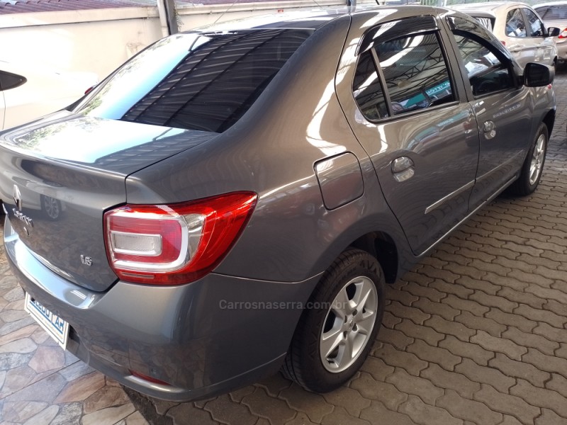 LOGAN 1.6 EXPRESSION 16V FLEX 4P MANUAL - 2018 - CAXIAS DO SUL