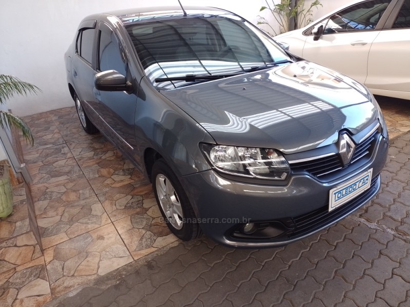LOGAN 1.6 EXPRESSION 16V FLEX 4P MANUAL - 2018 - CAXIAS DO SUL