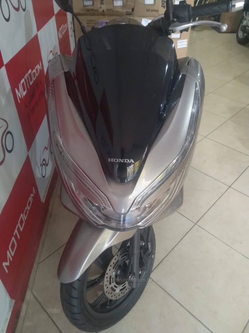 PCX 150 - 2019 - VERANóPOLIS