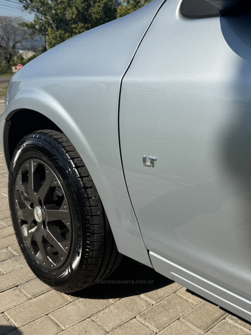 PRISMA 1.0 MPFI LT 8V FLEX 4P MANUAL - 2012 - ENCANTADO