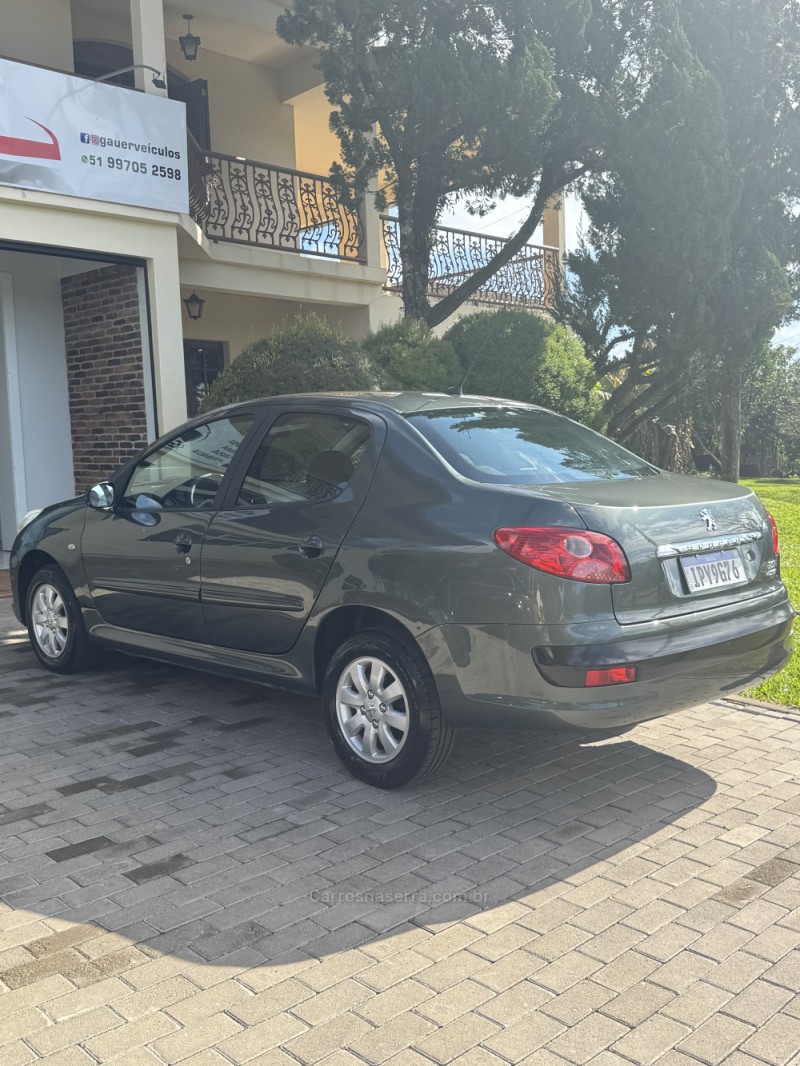 207 1.4 SEDAN XR PASSION 8V FLEX 4P MANUAL - 2010 - ENCANTADO