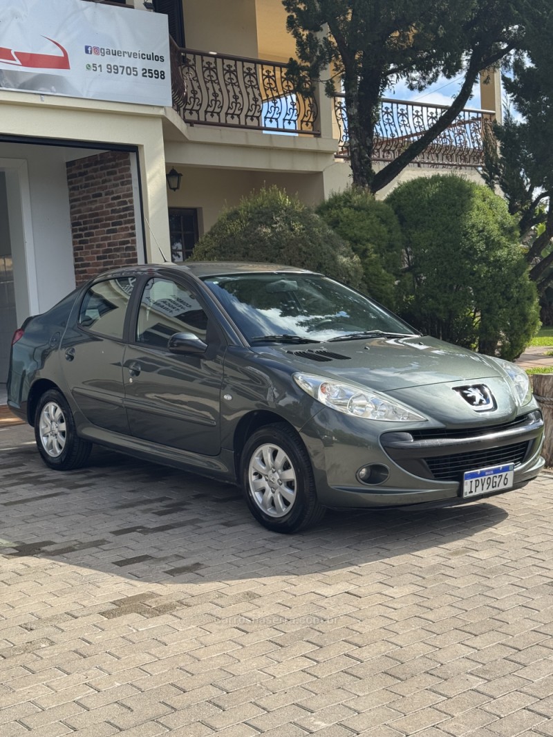 207 1.4 SEDAN XR PASSION 8V FLEX 4P MANUAL - 2010 - ENCANTADO