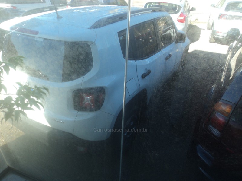 RENEGADE 1.8 16V FLEX SPORT 4P MANUAL - 2017 - FARROUPILHA
