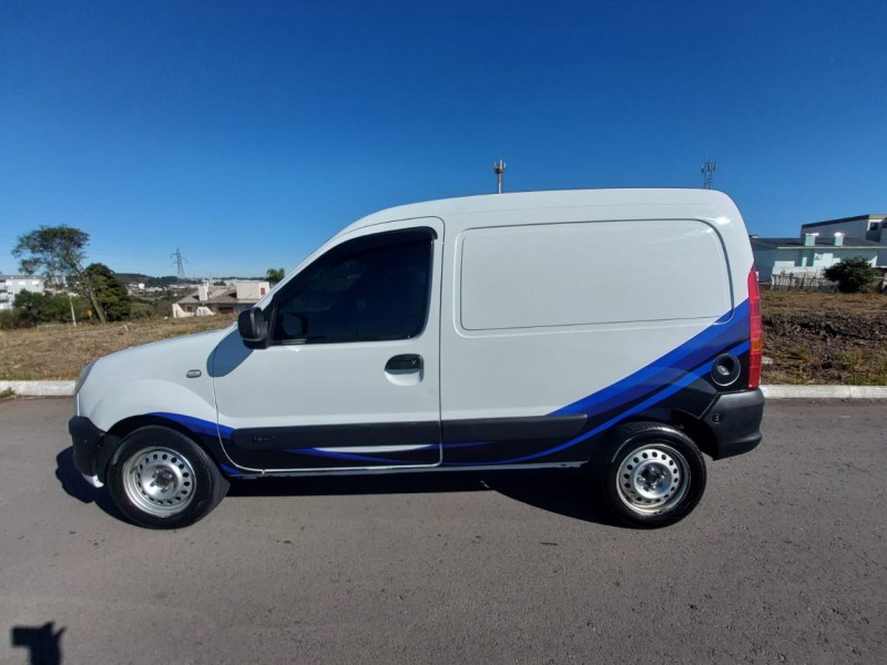 KANGOO 1.6 EXPRESSION 16V FLEX 4P MANUAL - 2016 - FARROUPILHA