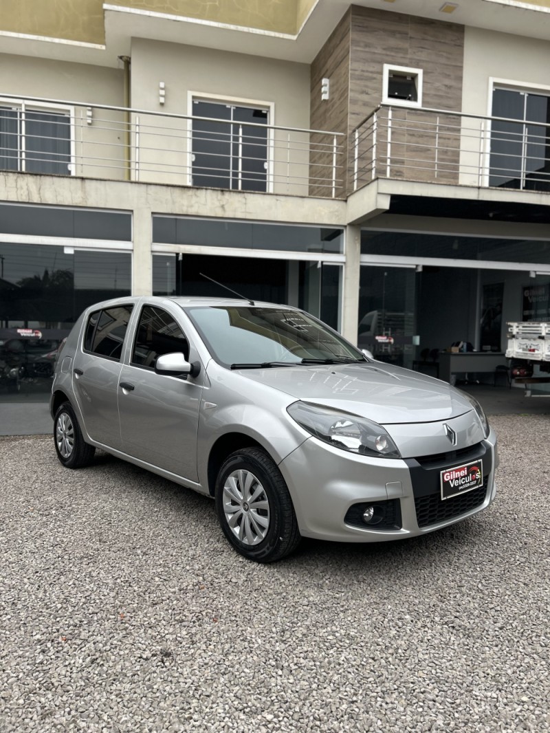 SANDERO 1.0 AUTHENTIQUE 8V FLEX 4P MANUAL - 2014 - CARAZINHO