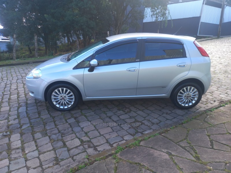 PUNTO 1.4 ELX 8V FLEX 4P MANUAL - 2010 - CAXIAS DO SUL