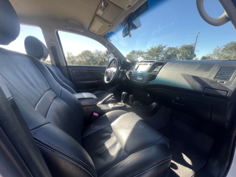 HILUX SW4 3.0 SRV 4X4 7 LUGARES 16V TURBO INTERCOOLER DIESEL 4P AUTOMÁTICO - 2015 - ANTôNIO PRADO