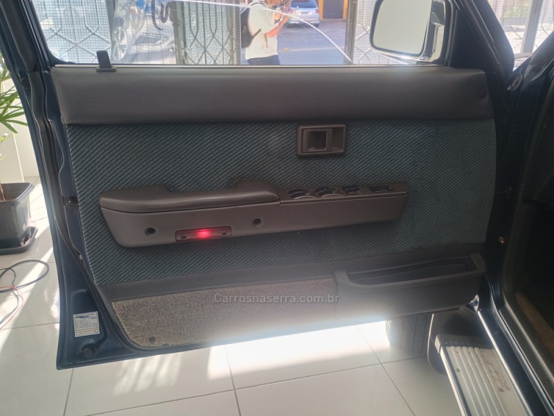 HILUX SW4 2.8 4X4 8V DIESEL 4P MANUAL - 1993 - CAXIAS DO SUL