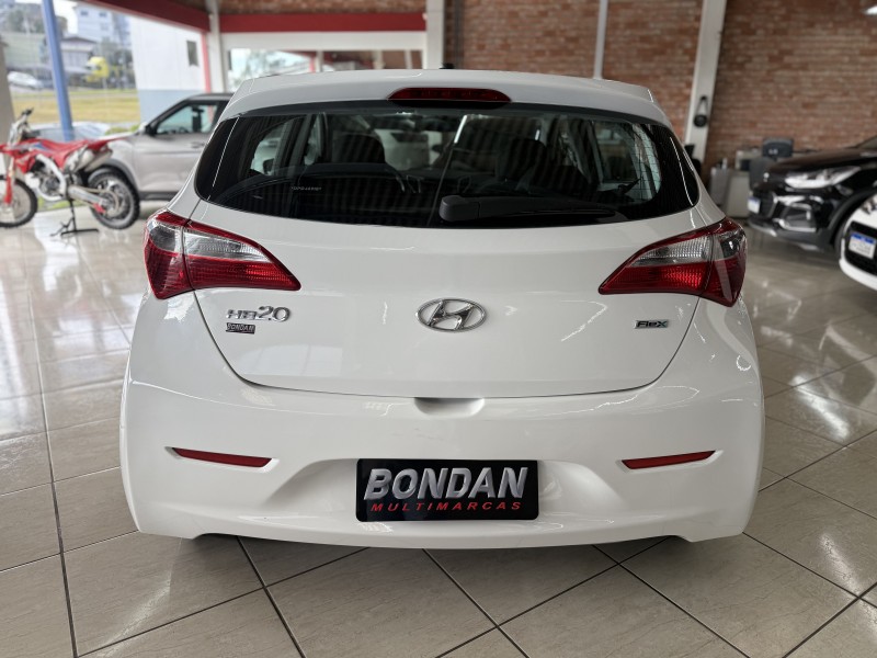 HB20 1.0 COMFORT 12V FLEX 4P MANUAL - 2013 - FARROUPILHA