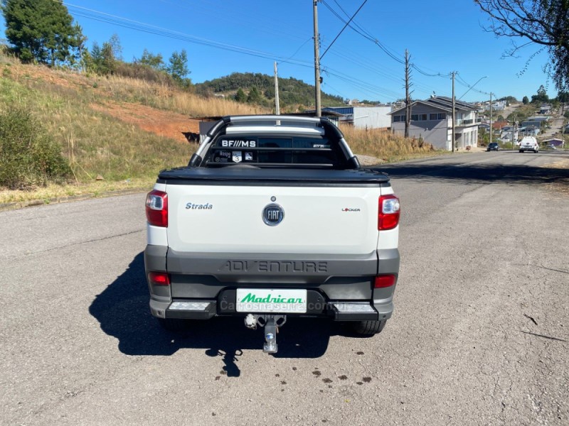 STRADA 1.8 MPI ADVENTURE LOCKER CE 8V FLEX 2P MANUAL - 2016 - FLORES DA CUNHA