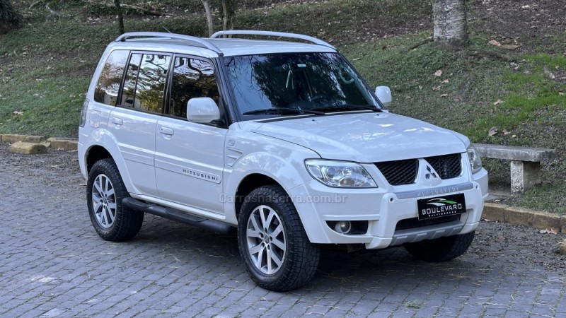pajero tr4 2.0 4x4 16v 140cv flex 4p automatico 2010 caxias do sul