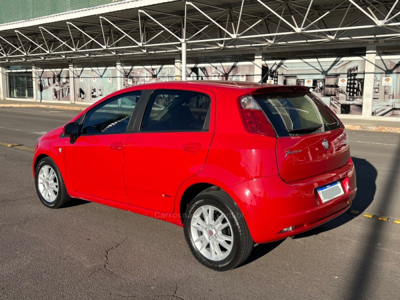 PUNTO 1.4 ATTRACTIVE ITALIA 8V FLEX 4P MANUAL - 2012 - CAXIAS DO SUL