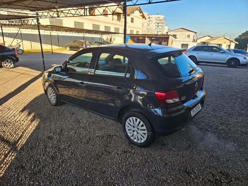 GOL 1.0 MI 8V FLEX 4P MANUAL G.V - 2009 - VERANóPOLIS