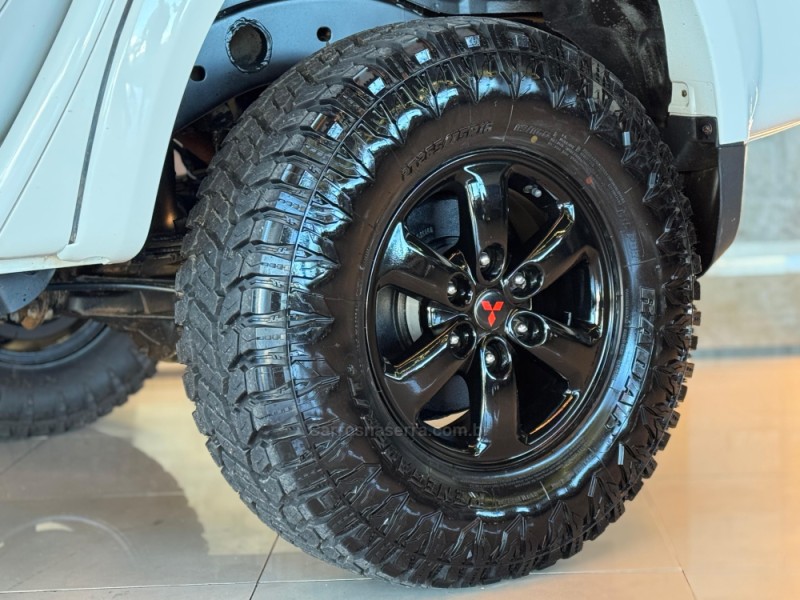 L200 TRITON 3.2 HPE 4X4 CD 16V TURBO INTERCOOLER DIESEL 4P AUTOMÁTICO - 2012 - DOIS IRMãOS