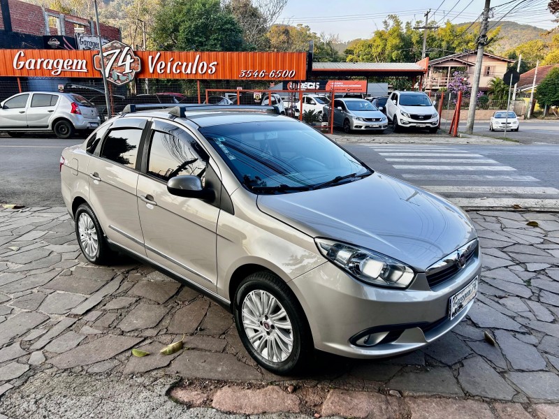 SIENA 1.6 MPI ESSENCE 16V FLEX 4P MANUAL - 2015 - TRêS COROAS