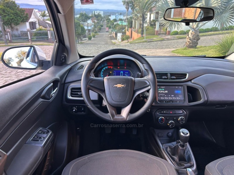 ONIX 1.4 MPFI LTZ 8V FLEX 4P MANUAL - 2013 - VENâNCIO AIRES
