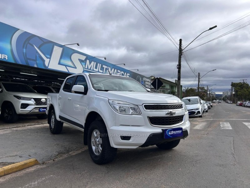 S10 2.5 LT 4X2 CD 16V FLEX 4P MANUAL - 2015 - VENâNCIO AIRES