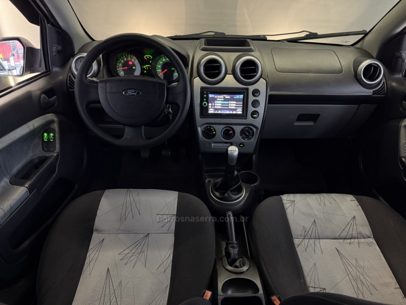 FIESTA 1.0 MPI HATCH 8V FLEX 4P MANUAL - 2009 - ESTâNCIA VELHA