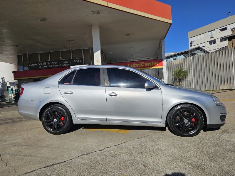 JETTA 2.5 I 20V 170CV GASOLINA 4P TIPTRONIC - 2008 - CAXIAS DO SUL