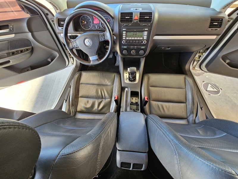 JETTA 2.5 I 20V 170CV GASOLINA 4P TIPTRONIC - 2008 - CAXIAS DO SUL