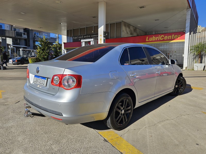 JETTA 2.5 I 20V 170CV GASOLINA 4P TIPTRONIC - 2008 - CAXIAS DO SUL