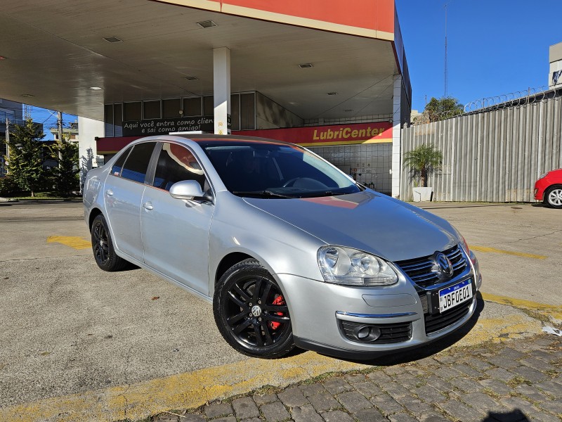 JETTA 2.5 I 20V 170CV GASOLINA 4P TIPTRONIC - 2008 - CAXIAS DO SUL