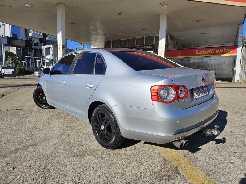 JETTA 2.5 I 20V 170CV GASOLINA 4P TIPTRONIC - 2008 - CAXIAS DO SUL