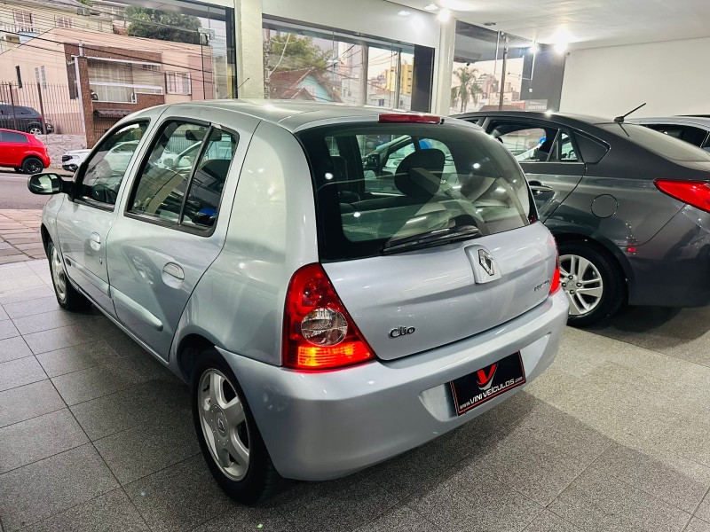 CLIO 1.6 PRIVILÉGE 16V GASOLINA 4P MANUAL - 2007 - CAXIAS DO SUL