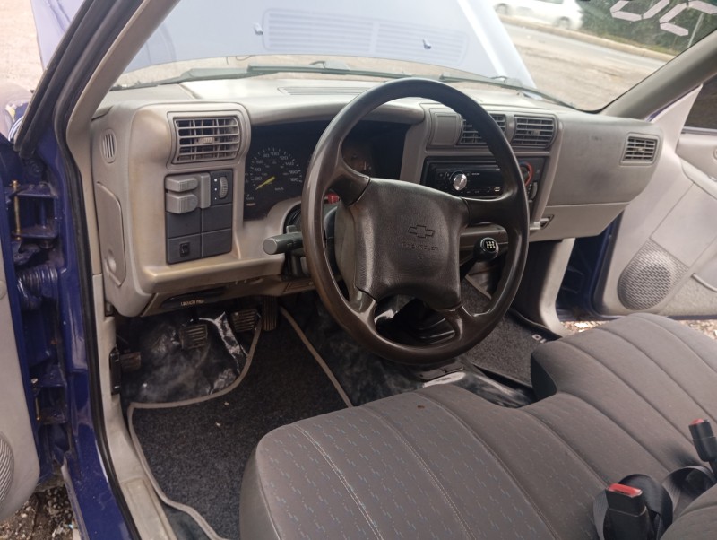 S10 2.2 EFI STD 4X2 CS 8V GASOLINA 2P MANUAL - 1996 - CAXIAS DO SUL
