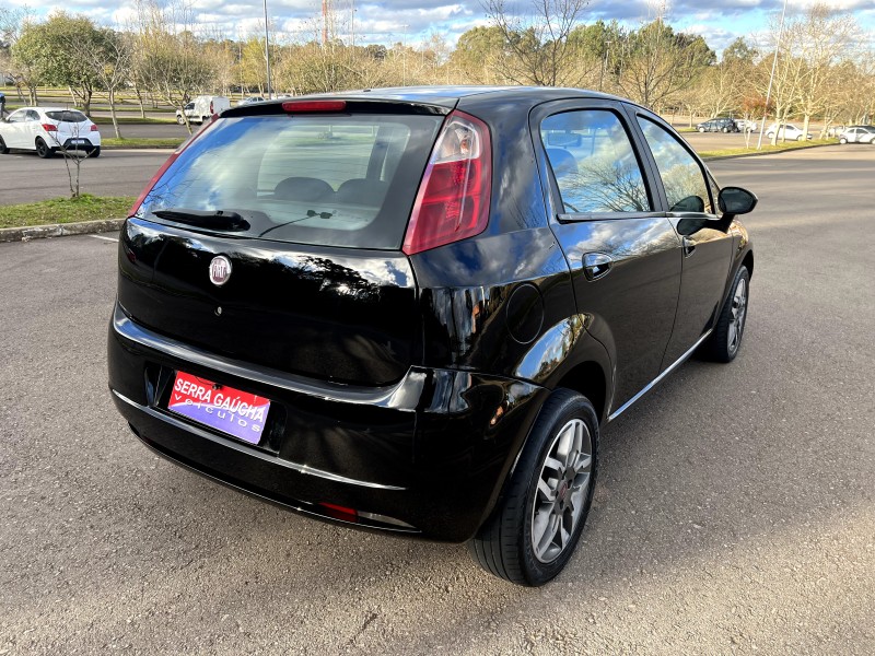 PUNTO 1.4 ATTRACTIVE 8V FLEX 4P MANUAL - 2011 - BENTO GONçALVES