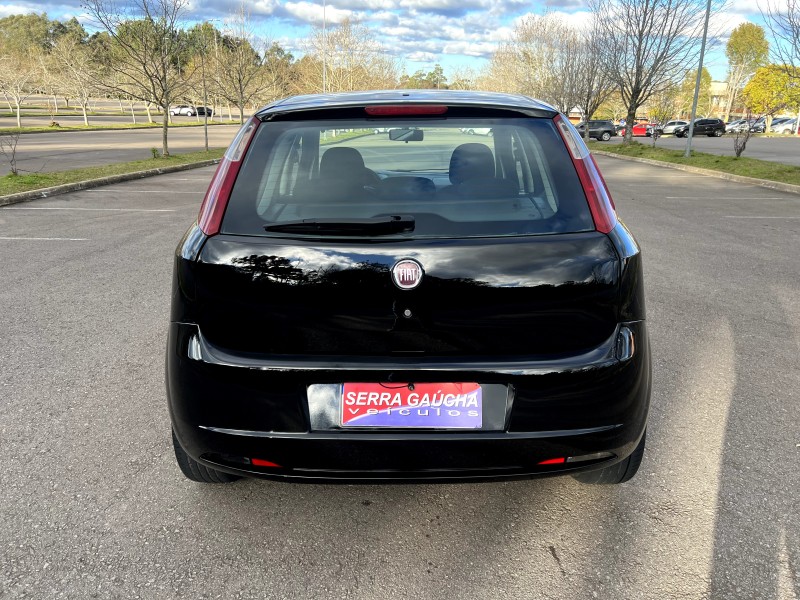 PUNTO 1.4 ATTRACTIVE 8V FLEX 4P MANUAL - 2011 - BENTO GONçALVES