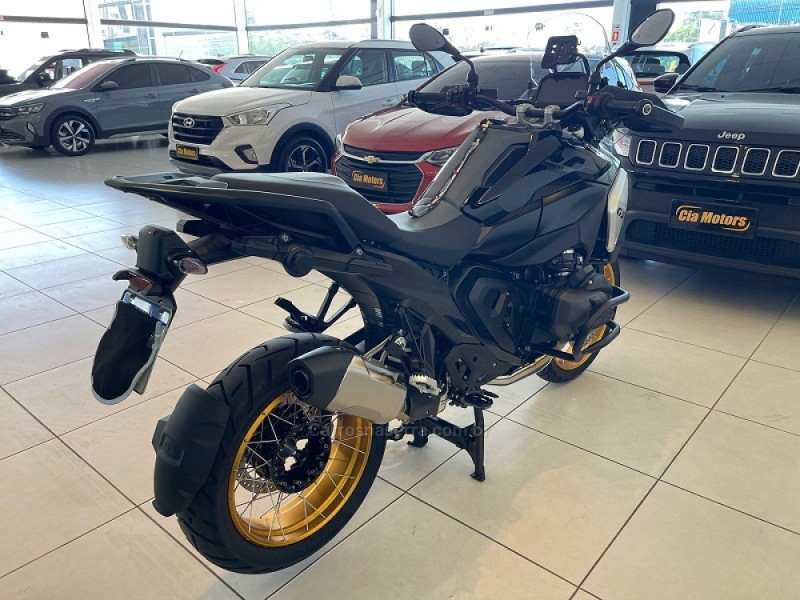 R 1300 GS TRIPLE BLACK - 2024 - SãO LEOPOLDO