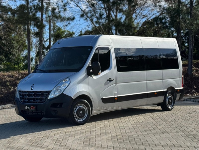 master 2.3 dci minibus executive l3h2 16 lugares 16v diesel 4p manual 2016 dois irmaos