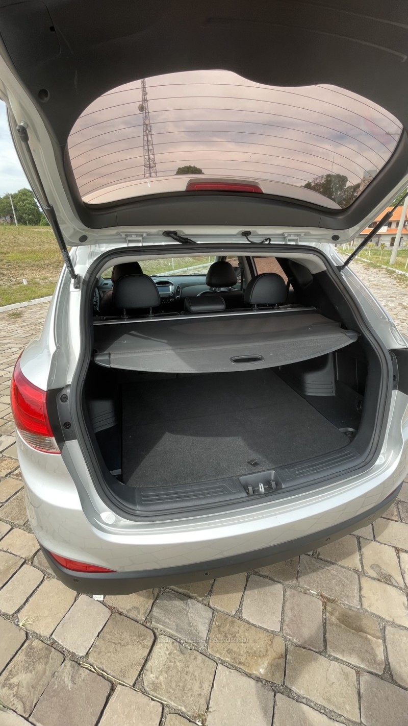 IX35 2.0 16V FLEX 4P AUTOMÁTICO - 2017 - VILA FLORES