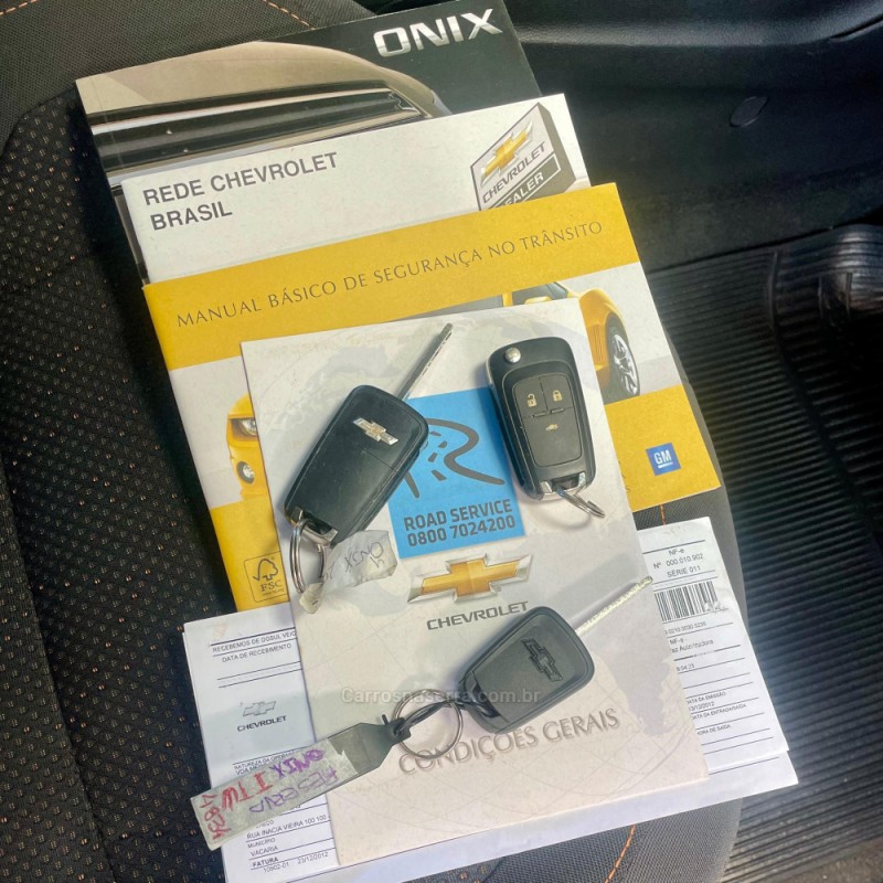 ONIX 1.4 MPFI LT 8V FLEX 4P MANUAL - 2013 - VACARIA