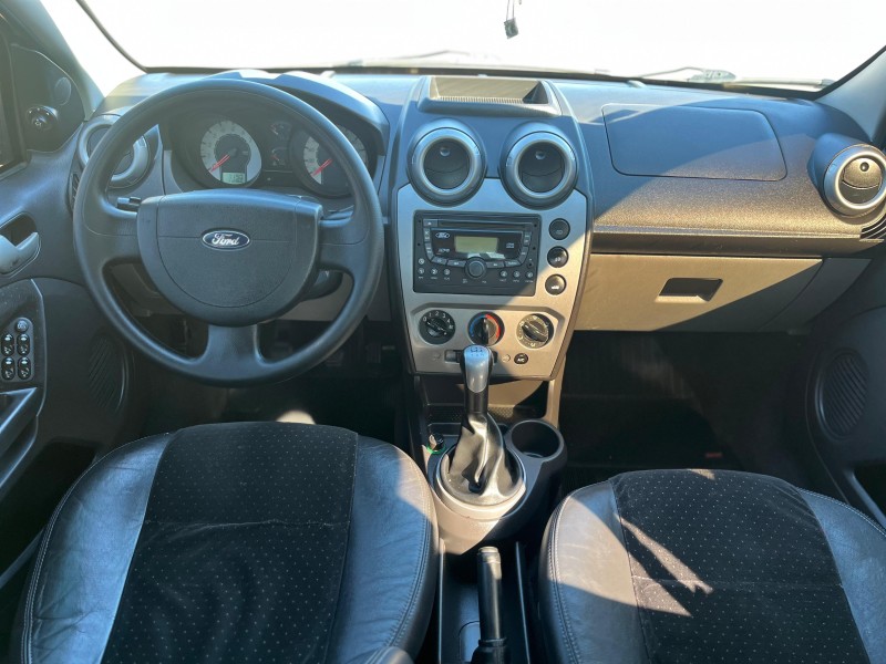FIESTA 1.6 MPI SEDAN 8V FLEX 4P MANUAL - 2009 - FARROUPILHA