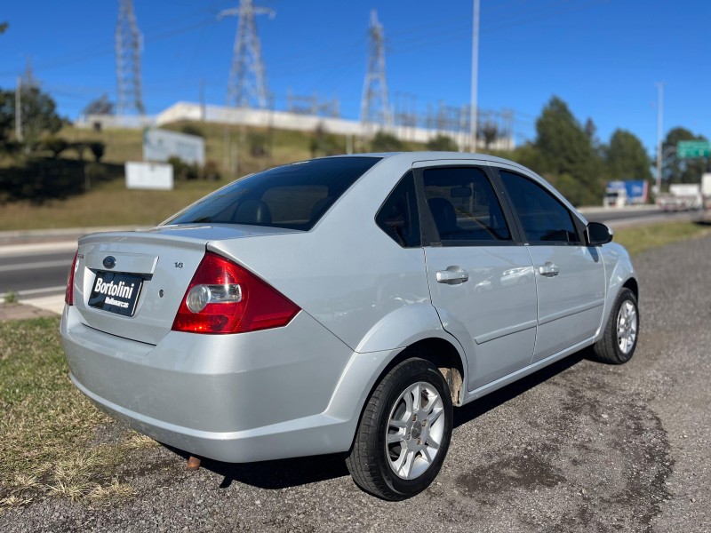 FIESTA 1.6 MPI SEDAN 8V FLEX 4P MANUAL - 2009 - FARROUPILHA