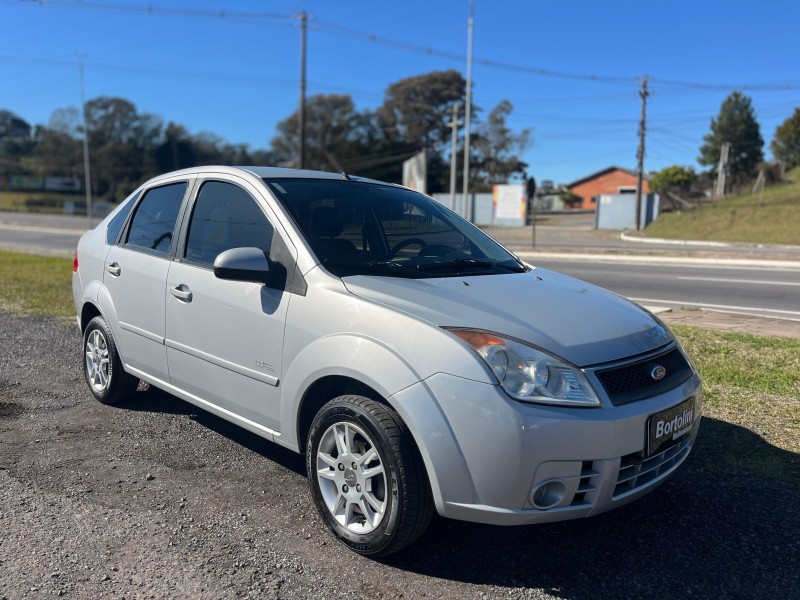 FIESTA 1.6 MPI SEDAN 8V FLEX 4P MANUAL - 2009 - FARROUPILHA